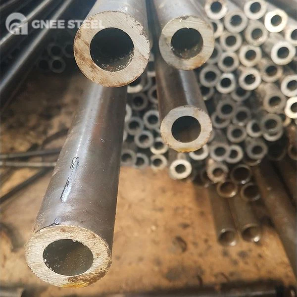 একটি 519 1021 কার্বন ইস্পাত বিরামবিহীন টিউবিংস
