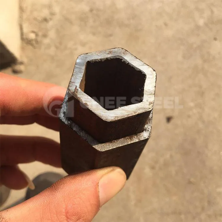 ড্রাইভ খাদ টিউব